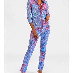 Gretchen Scott separates